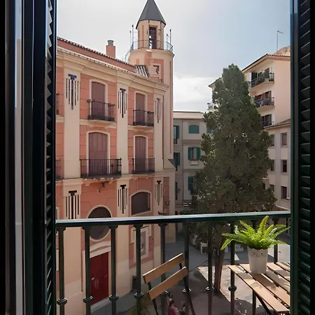 Charming 4 Bed In Centro Historico דירה מאלגה